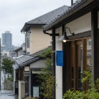 福岡 内部リンク 設計を見直し、Webサイト内のページ構造とリンク導線を整理するイメージ